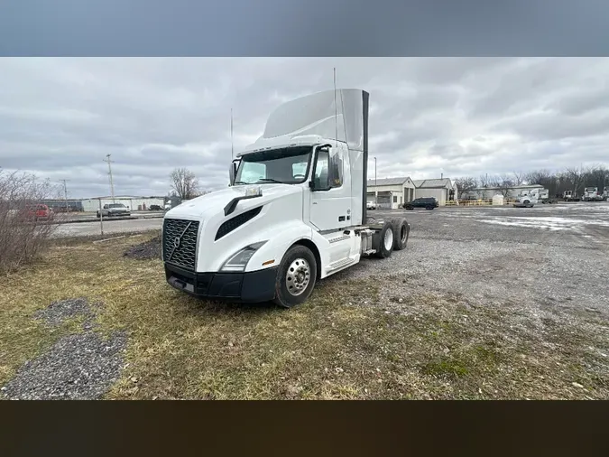2019 Volvo VNL300