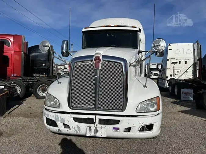 2013 KENWORTH T660