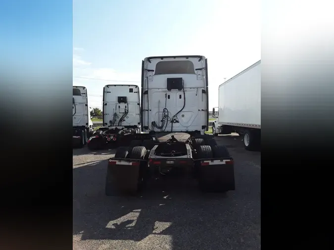 2019 FREIGHTLINER PT126064ST
