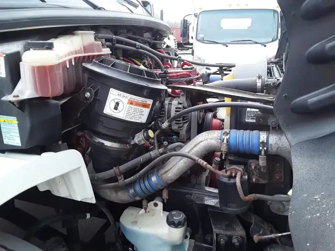 2019 FREIGHTLINER M2 106