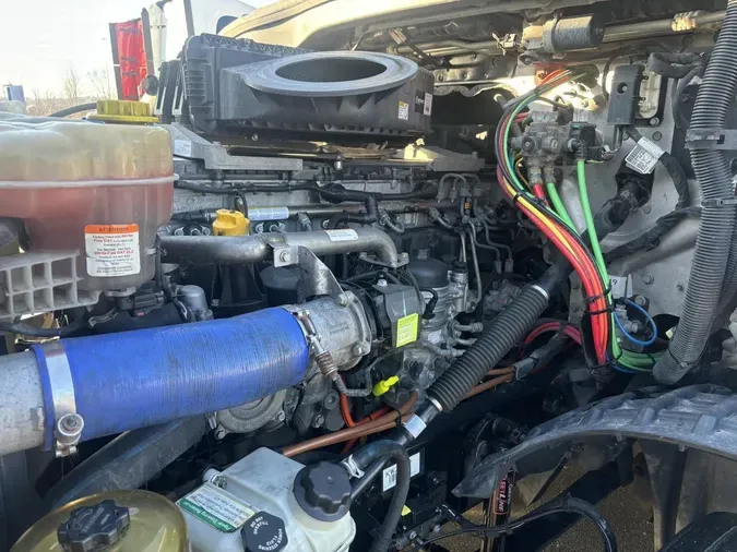 2019 Freightliner New Cascadia 126