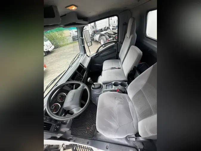 2020 ISUZU NPR