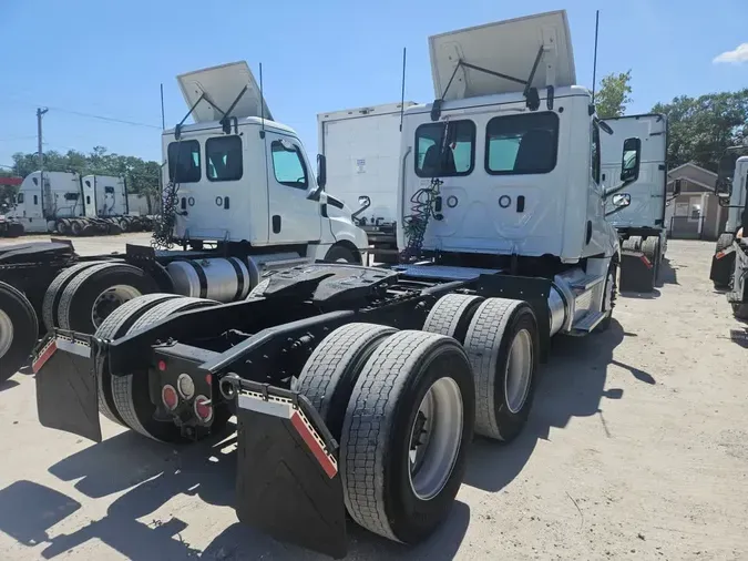 2019 FREIGHTLINER/MERCEDES NEW CASCADIA PX12664