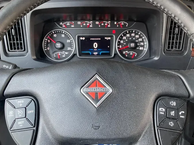 2026 International HX620 Sleeper