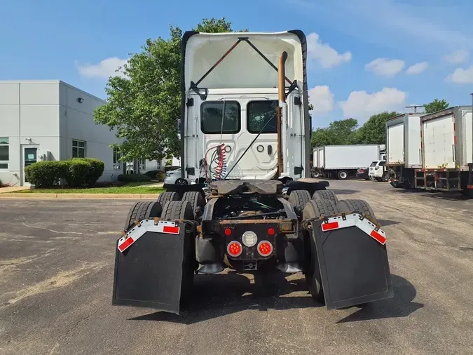 2021 FREIGHTLINER NEW CASCADIA PX12664