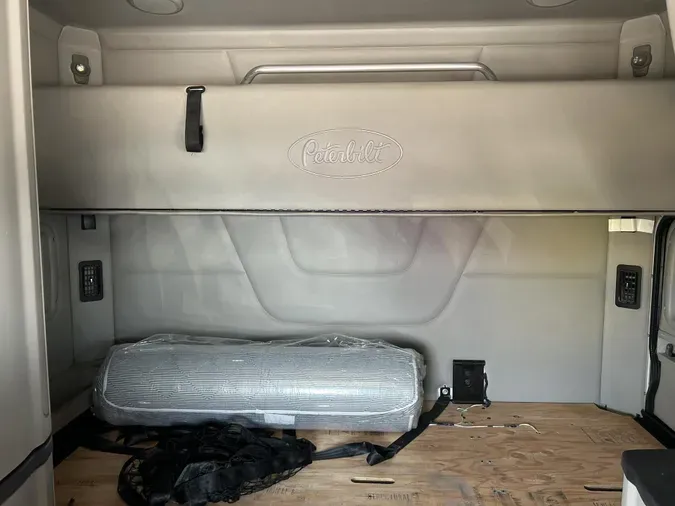 2020 Peterbilt 567