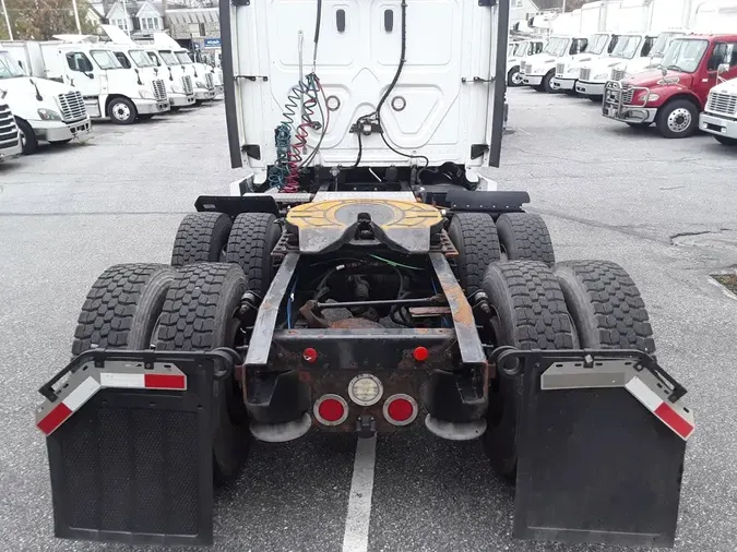 2020 FREIGHTLINER/MERCEDES CASCADIA 125dd3152ed5bf88ec47c122e85c0cd0176