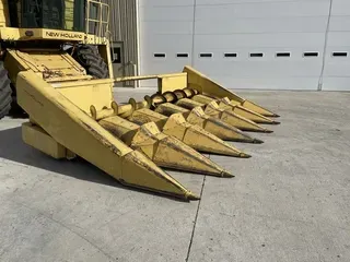 1982 New Holland 974-6R