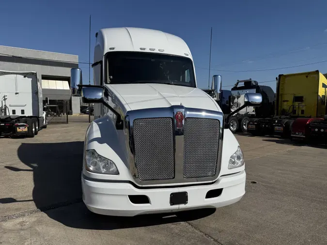 2022 Kenworth T680dd354a14a380adde708918050b13ac82