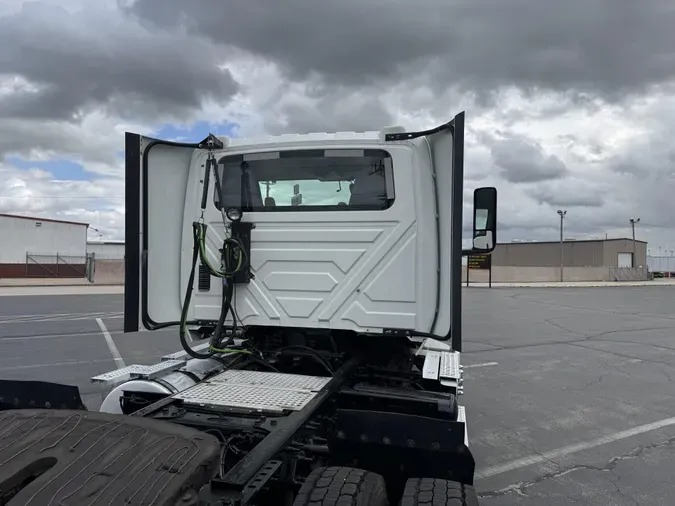 2020 International LT625