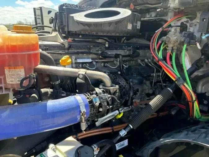 2022 Freightliner New Cascadia 126