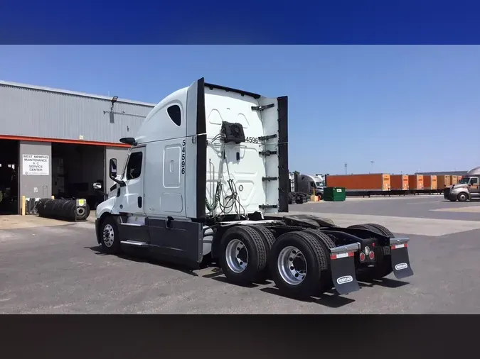 2023 Freightliner Cascadia 126