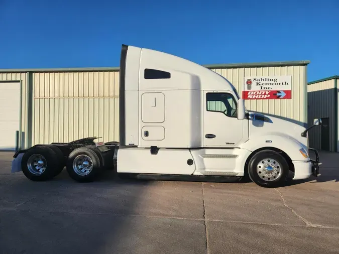 2021 Kenworth T680