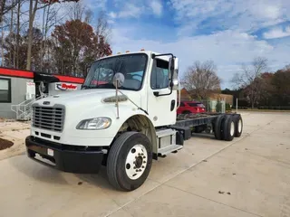 2019 FREIGHTLINER/MERCEDES M2 106