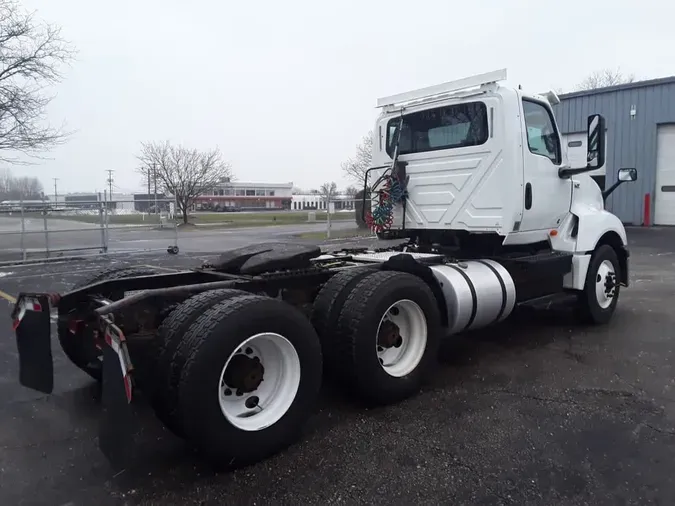 2019 NAVISTAR INTERNATIONAL LT625 DAYCAB T/A