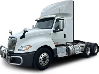 2023 International LT625