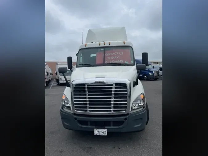 2020 FREIGHTLINER/MERCEDES CASCADIA 113