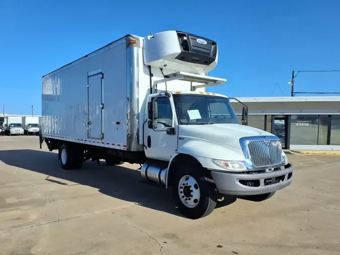 2020 NAVISTAR INTERNATIONAL MV607 (4X2)