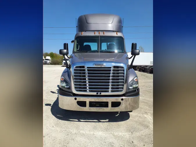 2018 FREIGHTLINER/MERCEDES CASCADIA 125