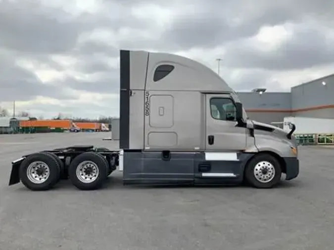 2021 Freightliner Cascadia