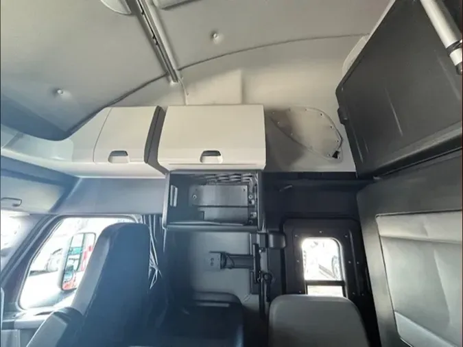 2021 Freightliner PT126SLP