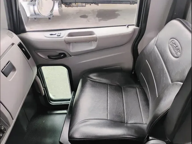 2020 Peterbilt 348dd5ef053416f85106974d5c6920cc7c9