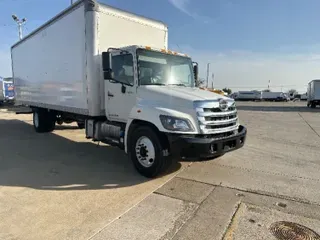 2015 HINO TRUCK 268