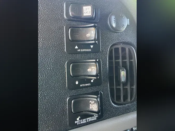 2022 Peterbilt 389dd61ce8ce7f94674b78ad5c41da26746