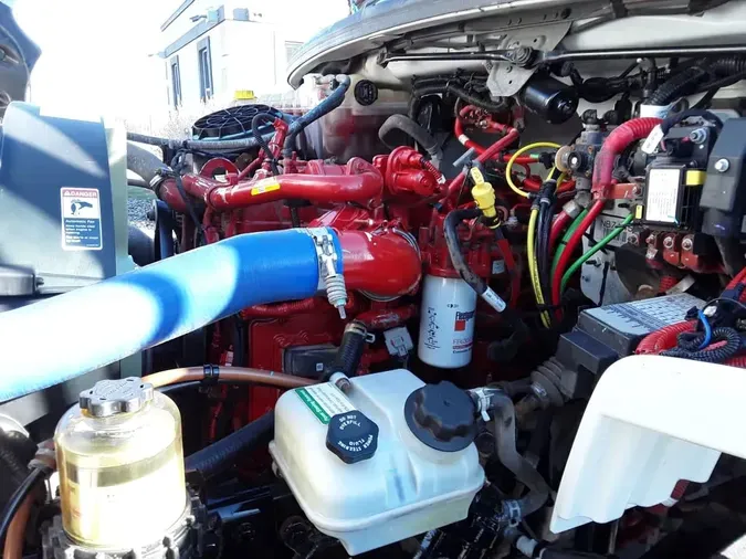 2022 FREIGHTLINER/MERCEDES M2 106