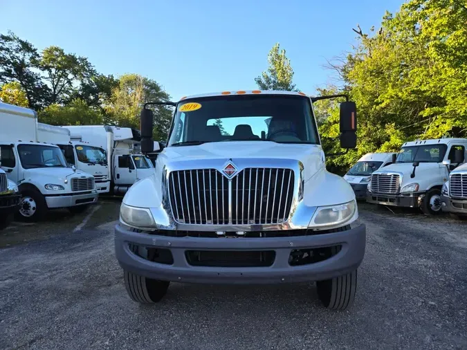 2019 NAVISTAR INTERNATIONAL 4300
