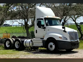 2019 INT LT625 6x4