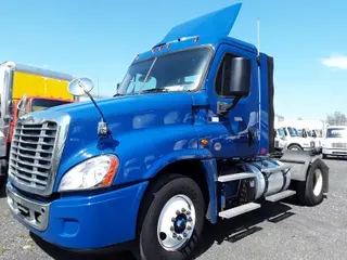 2017 FREIGHTLINER/MERCEDES CASCADIA 125