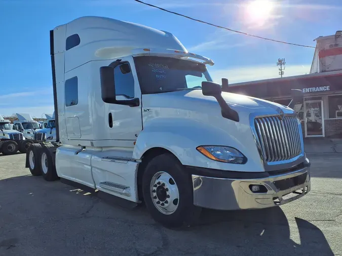 2020 NAVISTAR INTERNATIONAL LT625 SLPR CAB