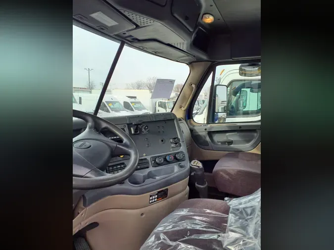 2019 FREIGHTLINER/MERCEDES CASCADIA 125