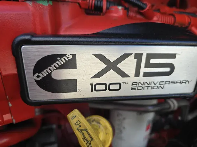 2020 Peterbilt 579dd7a098fd9087acf2c0e3094cff983a1