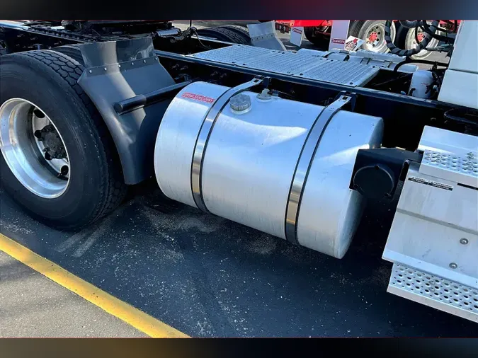 2019 INT LT625 6x4