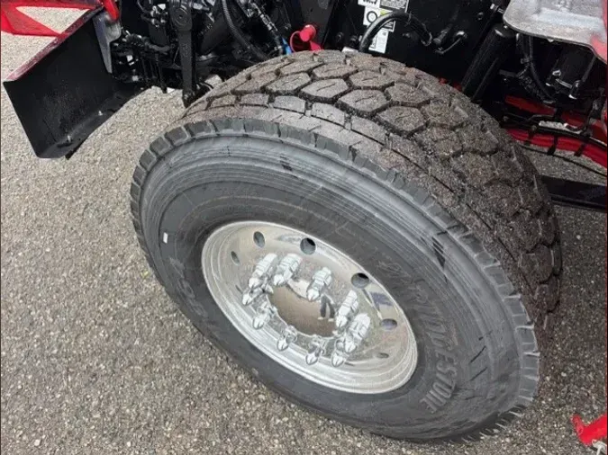 2026 Kenworth T880dd7d4421b0b8c46d8f5b954365f06b41