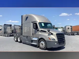 2022 Freightliner Cascadia 126