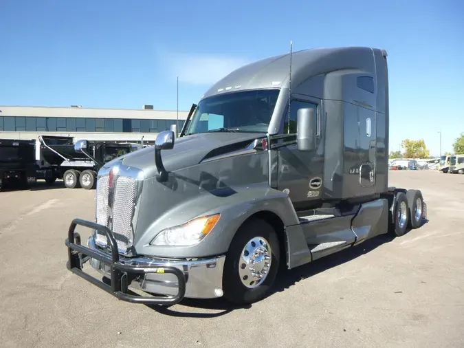 2023 Kenworth T680