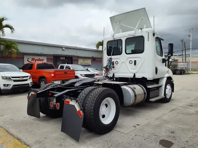 2018 FREIGHTLINER/MERCEDES CASCADIA 113dd81382fd38dedb16ac137d856569896