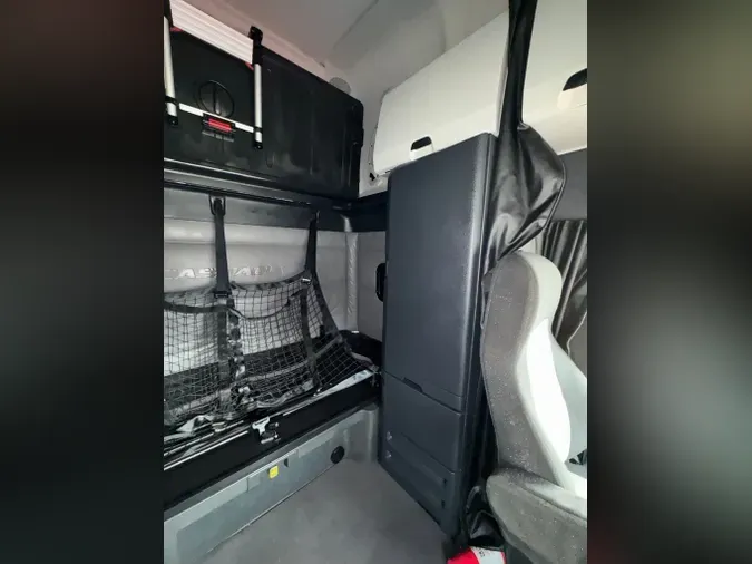 2022 FREIGHTLINER Cascadia 126