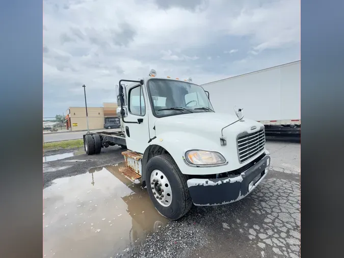 2020 FREIGHTLINER/MERCEDES M2 106