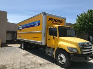 2018 HINO TRUCK 268