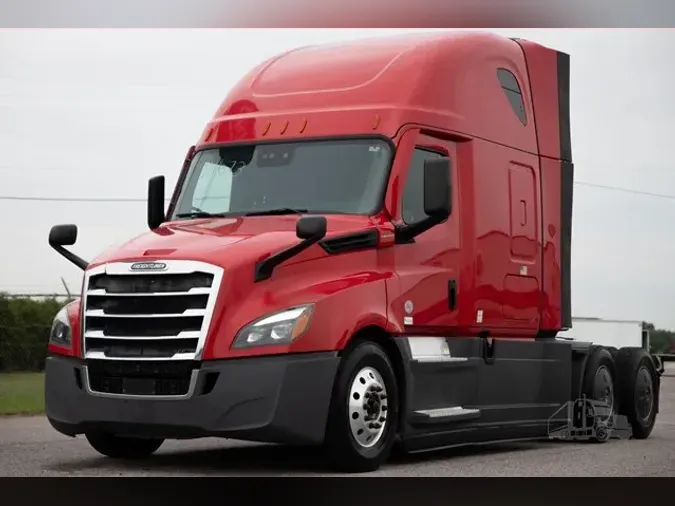 2021 FREIGHTLINER CASCADIA 126