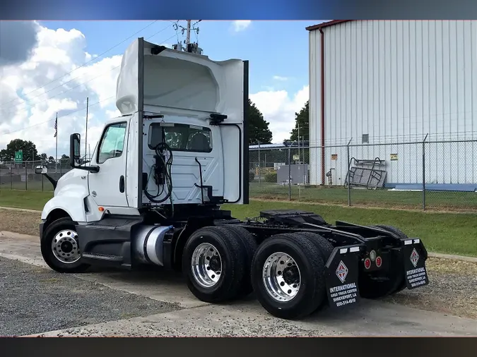 2021 INT LT625 6x4
