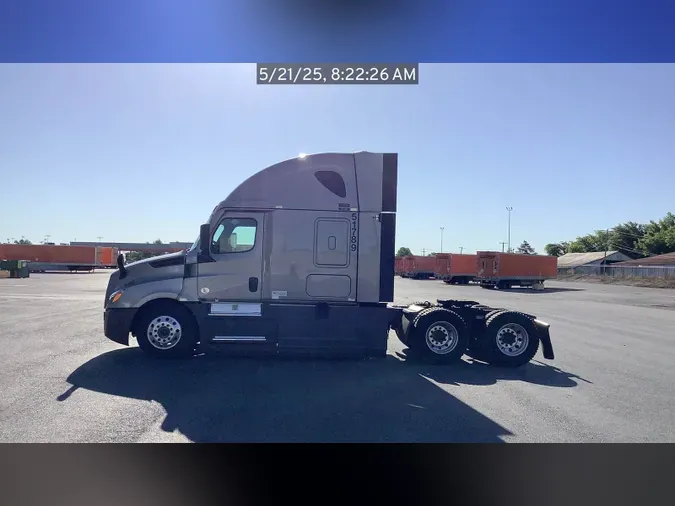 2021 Freightliner Cascadia