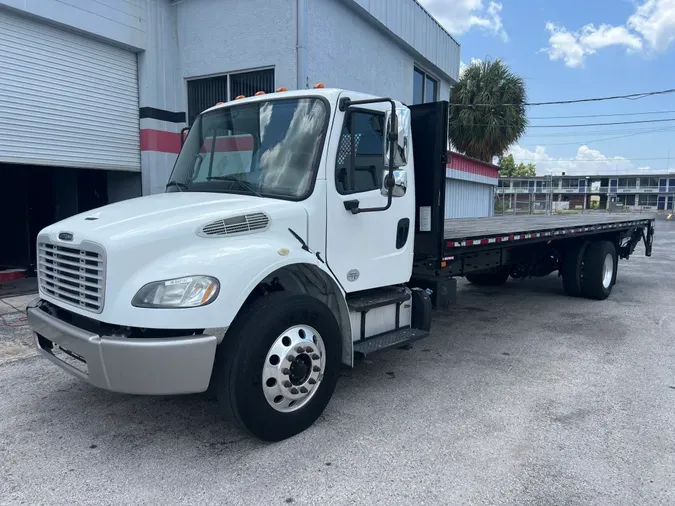 2016 FREIGHTLINER/MERCEDES M2 106