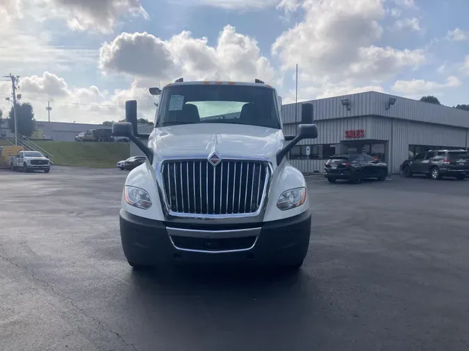 2020 International LT625