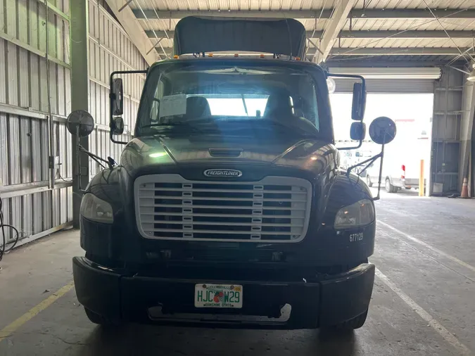 2017 FREIGHTLINER/MERCEDES M2 106