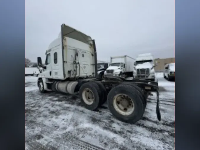 2019 FREIGHTLINER/MERCEDES CASCADIA 125